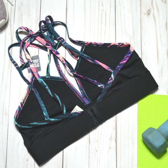 Victoria's Secret PINK Ultimate Sports Bra - Picture 4 of 4